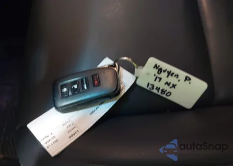 2017 Lexus Nx 200T z USA, uszkodzony, nr VIN JTJYARBZ5H2075709